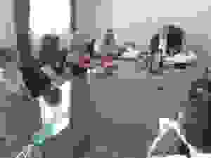 dim