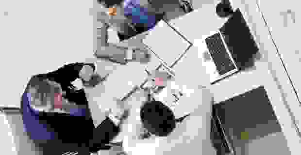 Symvaseis Apeftheias Anatheseis 620×320