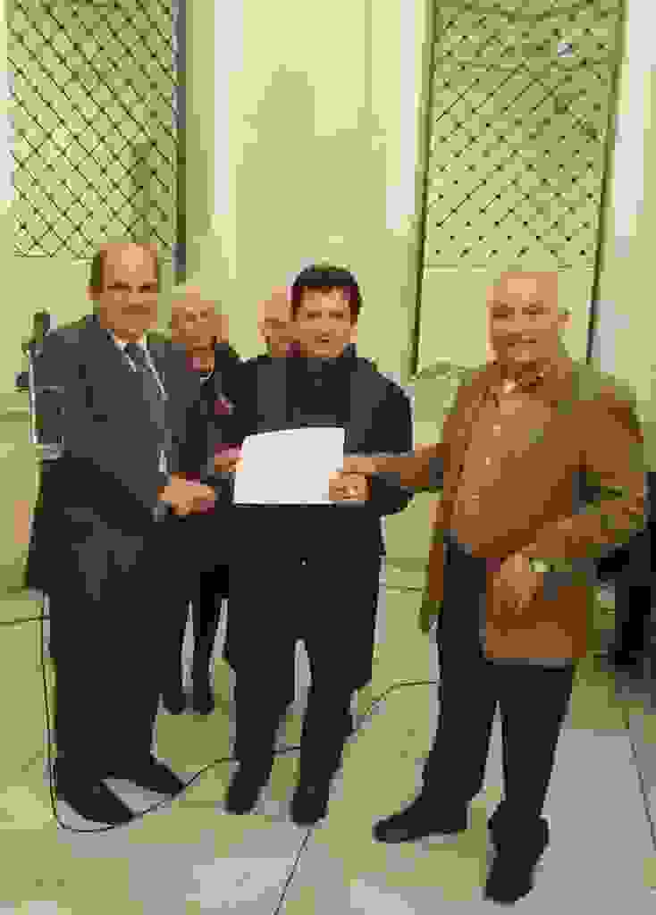 Ο ΠΡΟΕΔΡΟΣ ΟΥΝΕΣΚΟ ΠΕΙΡΑΙΩΣ ΚΑΙ ΝΗΣΩΝ ΙΩΑΝΝΗΣ ΜΑΡΩΝΙΤΗΣ, ΚΩΣΤΑΣ ΕΥΑΓΓΕΛΑΤΟΣ, Ο  ΠΡΟΕΔΡΟΣ ΤΗΣ ΕΝΩΣΗΣ ΤΟ ΕΡΓΑΣΤΗΡΙ ΣΤΥΛΙΑΝΟΣ ΜΑΡΟΥΛΗΣ