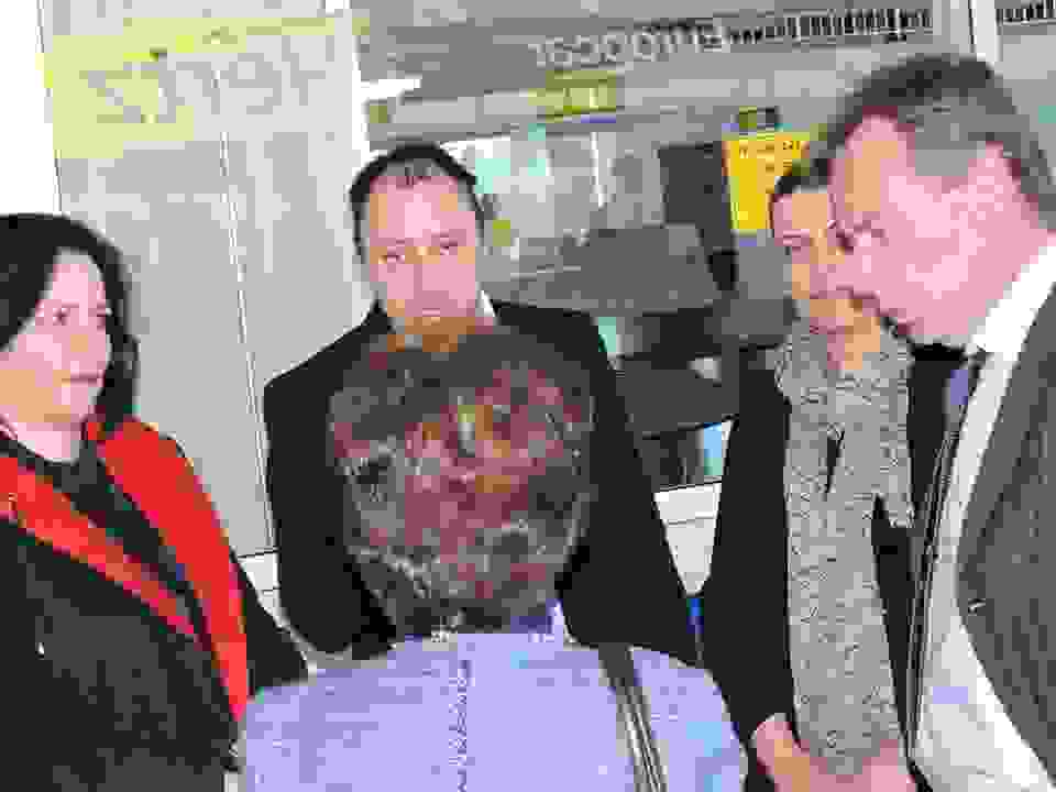 pav12
