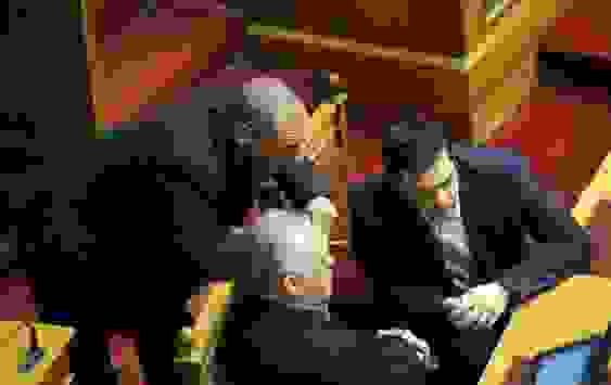 TSIPRAS BAROYFAKHS DRAGASAKHS 563 355