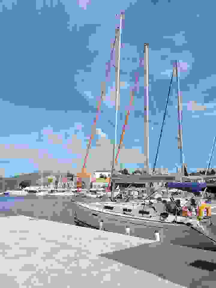fi54