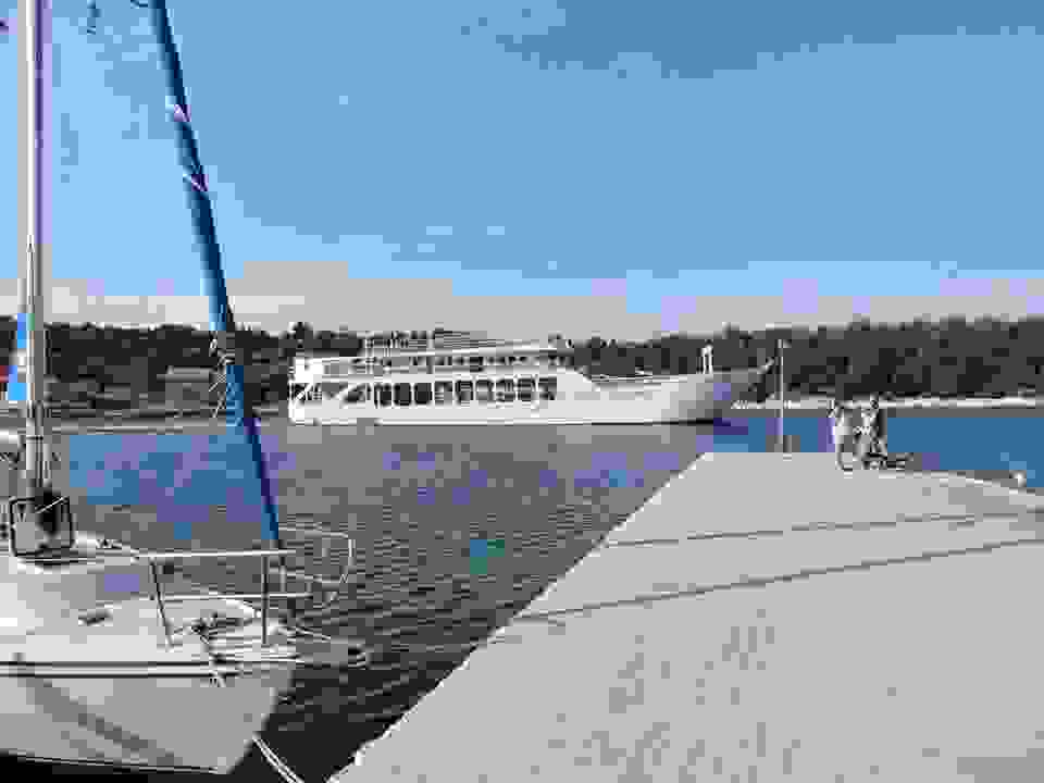 fi79