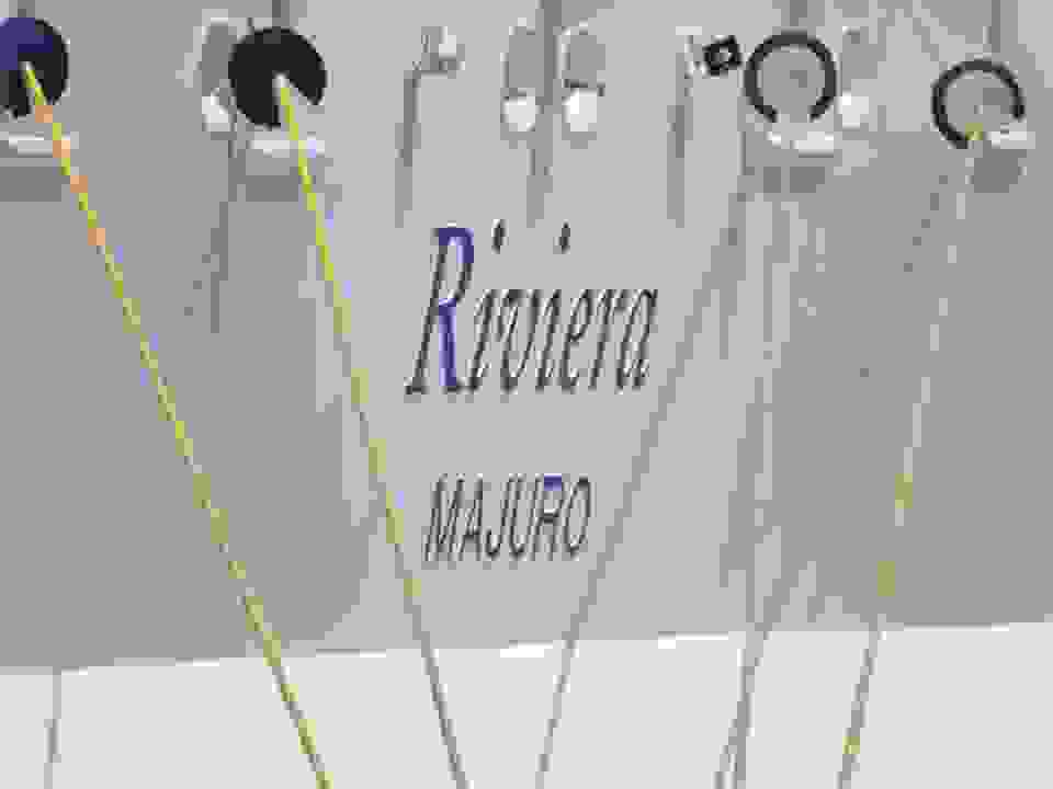an8