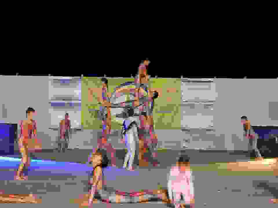 an8