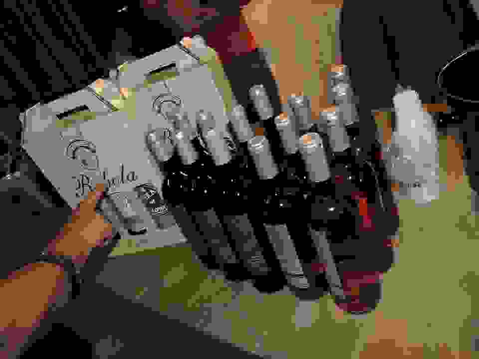 an82