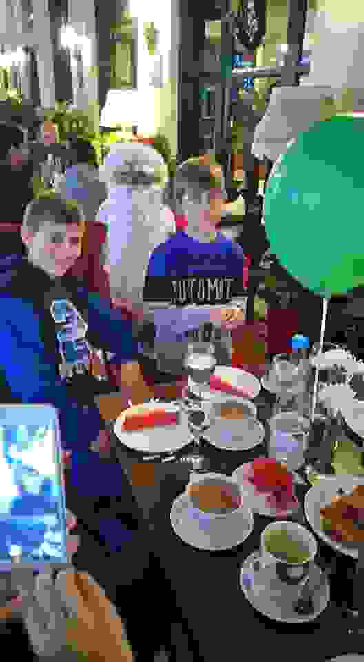 an8