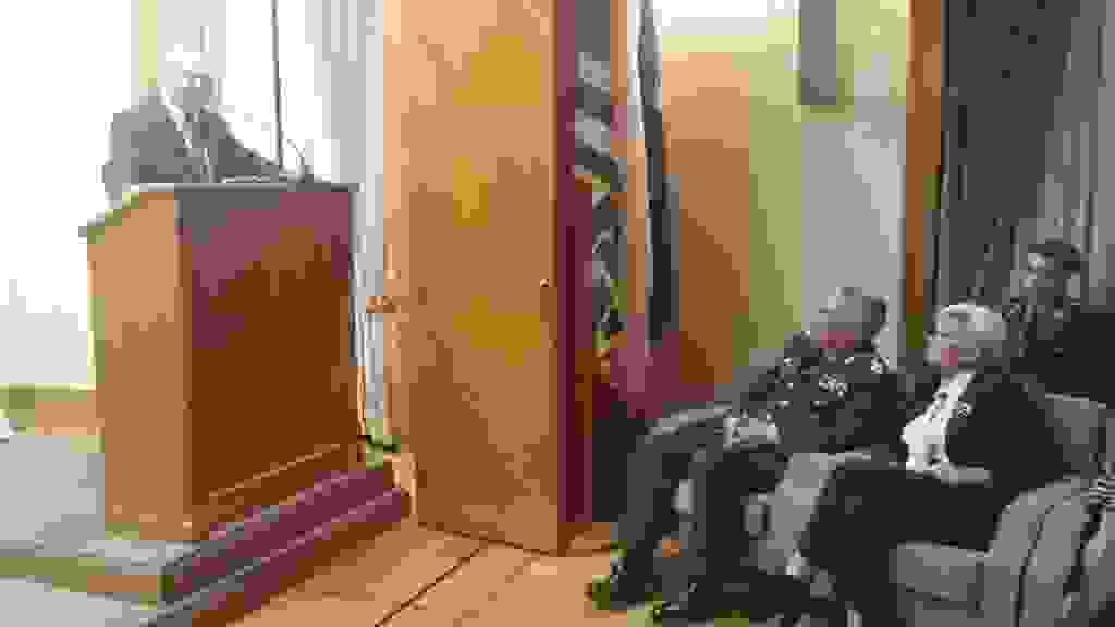an1