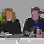 αν1