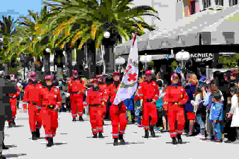 25h-2016-140