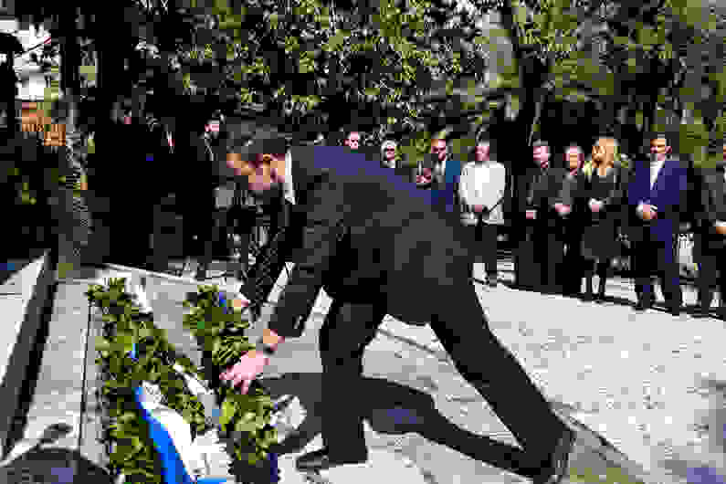 25h-2016-22