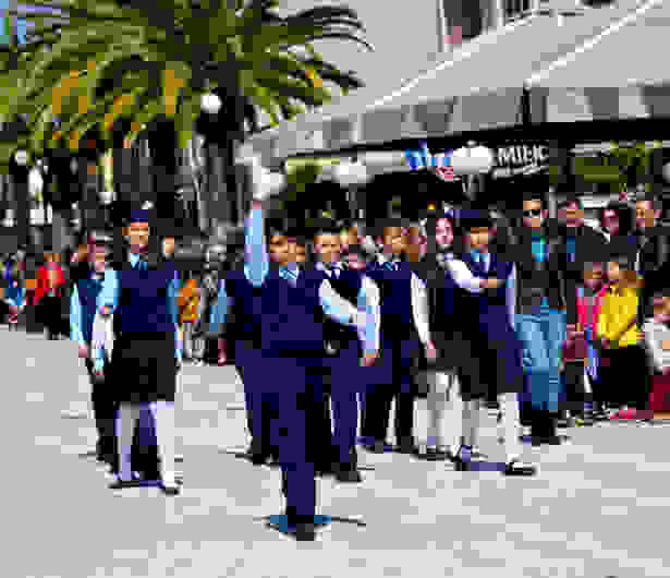 25h-2016-49