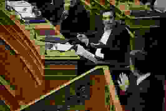 An 82