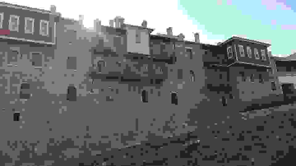 an7