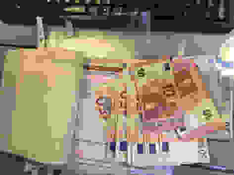 An 93