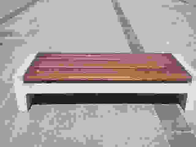 αν4