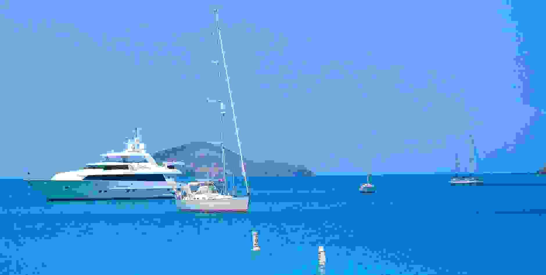 Yacht