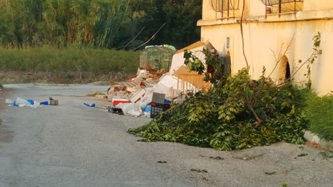 Έχω να καταθέσω μιά ένσταση για τις Ληξουριώτικες αστοχίες.