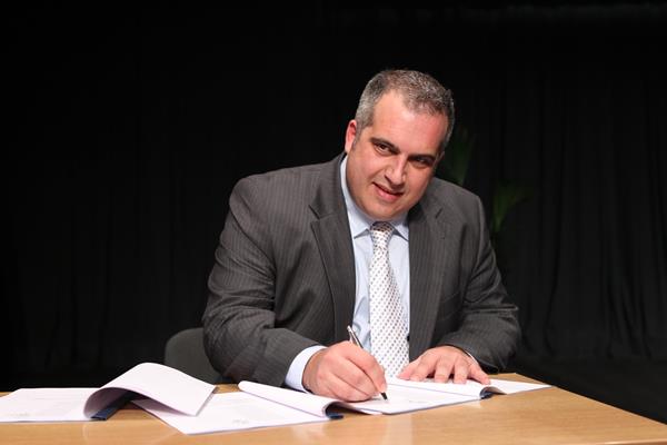 ΕΚΤΑΚΤΟ: Τι συμβαίνει με την ΕΔΑΚΙ ; Παραιτήθηκε από Αντιπρόεδρος ο Νίκος Παπαδάτος .