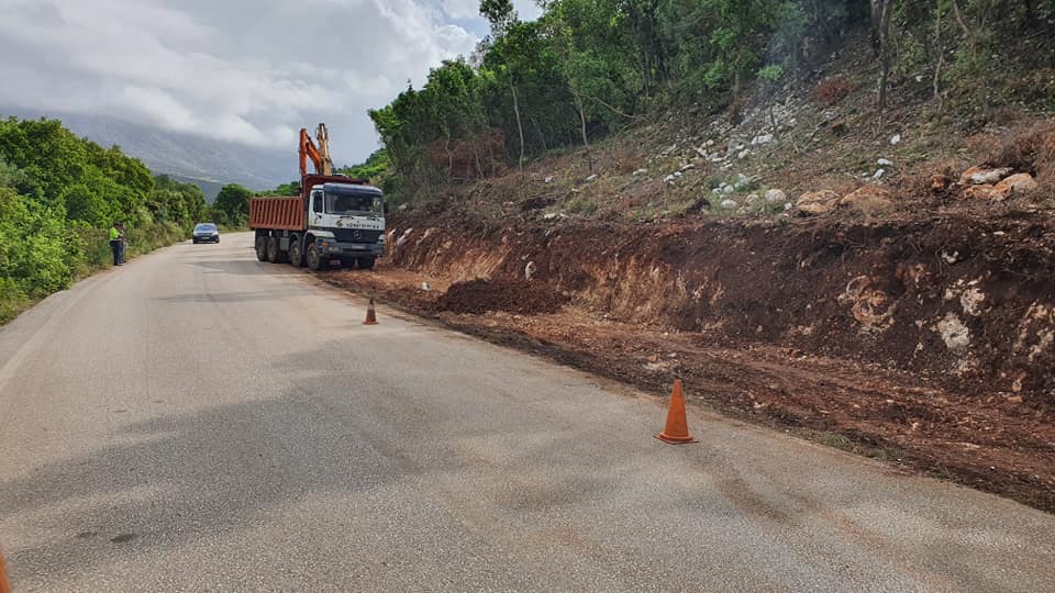 Αυτοψία Τραυλού στο έργο στο Αδράκι – 900