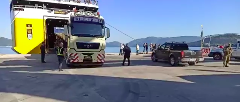 Έφυγαν τα φορτηγά που θα μετέφεραν τις ανεμογεννήτριες στη Σάμη