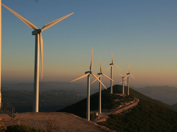 ΕΛΕΤΑΕΝ: Ο Ιανός, η Κεφαλονιά και τα αιολικά πάρκα