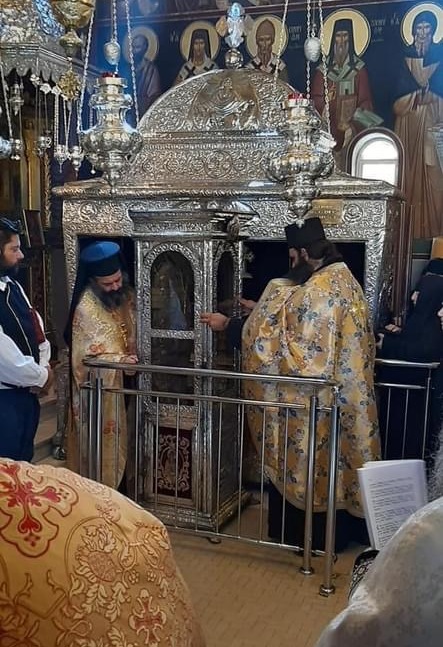 Ομαλά: Η μεταφορά του Ιερού Σκηνώματος του Αγίου Γερασίμου [εικόνες]