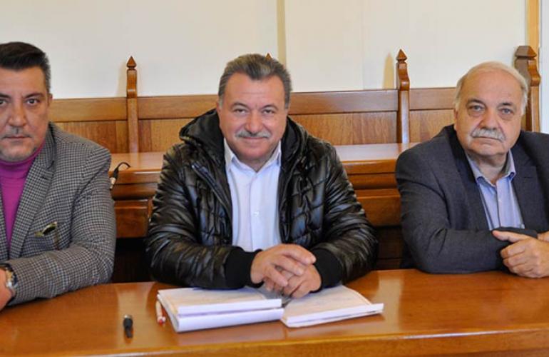 Στο «καναβάτσο» η ΑΝΑΣΑ στο θέμα των ανεμογεννητριών στην Κεφαλονιά – Διασπασμένη και μουδιασμένη η τέως διοικούσα παράταξη της ΠΙΝ