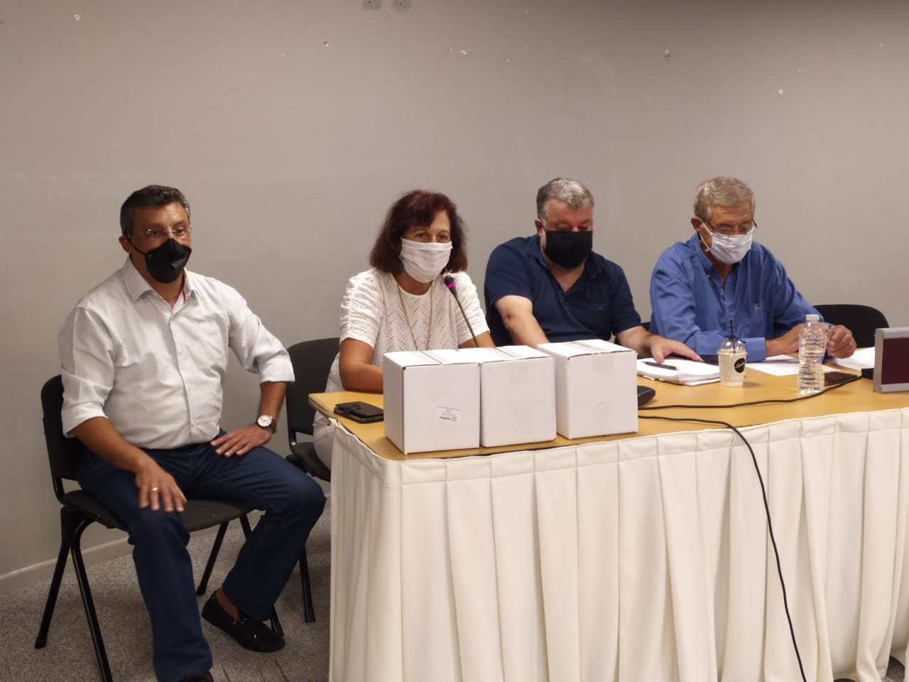 Συνεχίζει τις δράσεις προσφοράς και στήριξης προς το νησί μας η Αδελφότητα Πειραιά