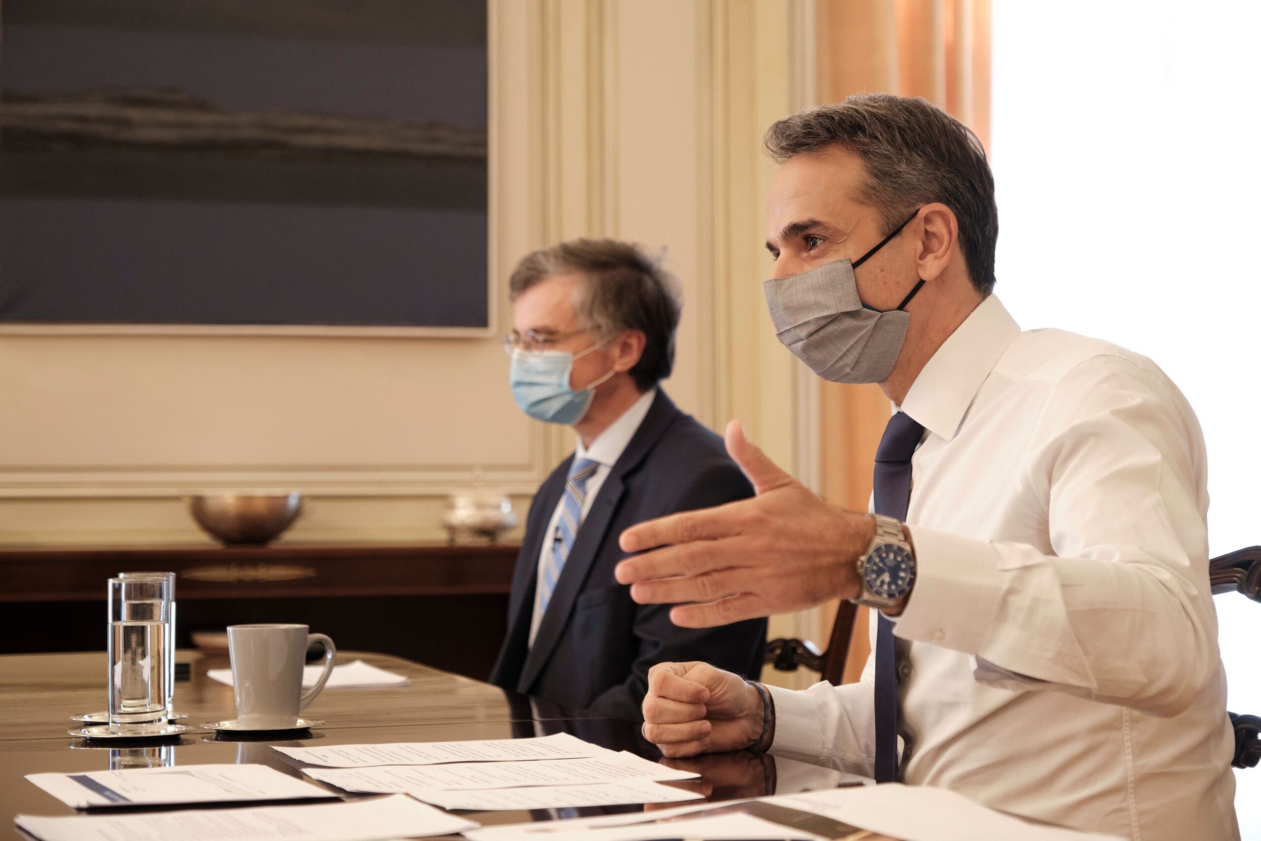 Φώτης Αυγουστάτος: Στο άγνωστο με βάρκα την ελπίδα…