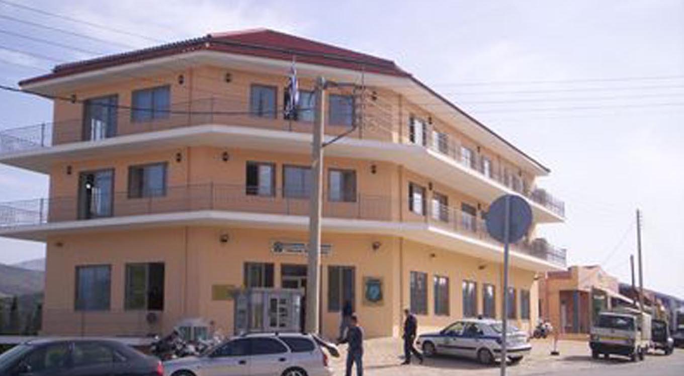 Η κλοπή του αστυνομικού οχήματος έγινε αντιληπτή όταν … τράκαρε ο μεθυσμένος δράστης!!!