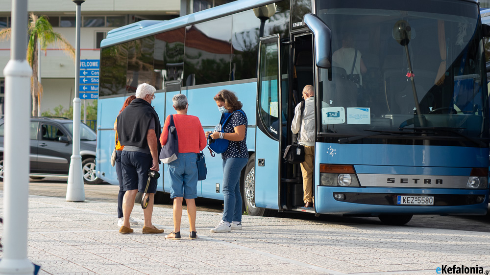 Να ληφθούν μέτρα προστασίας των αυτοαπασχολούμενων ιδιοκτητών τουριστικών λεωφορείων