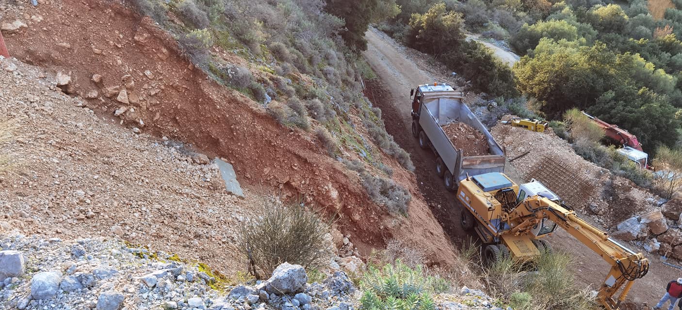 Ιανός: Αποκαταστάθηκε ο δρόμος Πυργί -Πόρος (θέση Παλιόμυλος) – Τα εύσημα σε Τραυλό