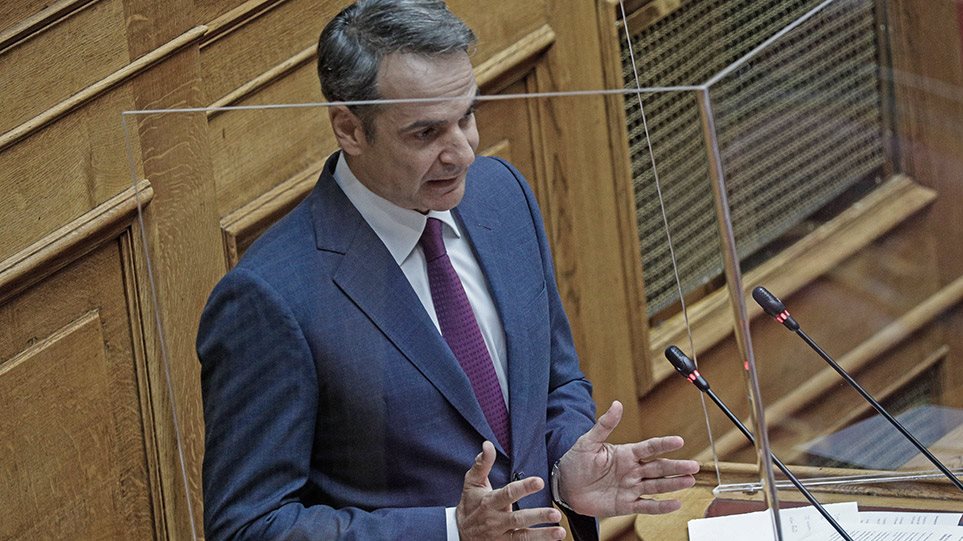 Ψηφίσθηκε ο προϋπολογισμός του 2021 – Μείωση ενοικίου κατά 80% για τις κλειστές επιχειρήσεις
