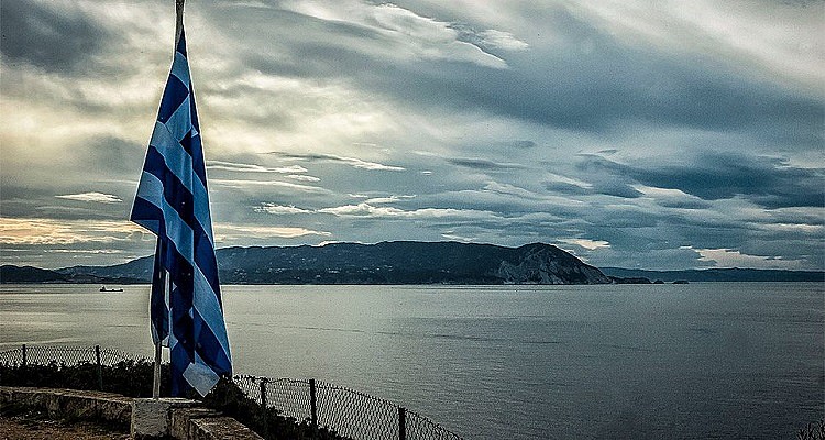 Σε ισχύ η επέκταση των ελληνικών χωρικών υδάτων στα 12 ναυτικά μίλια στο Ιόνιο