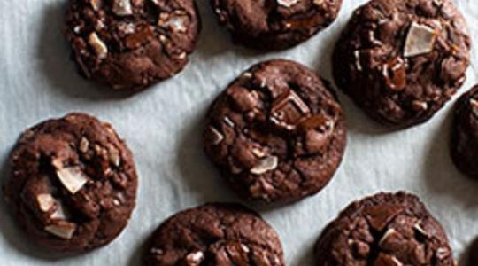 Μπισκότα με καρύδια