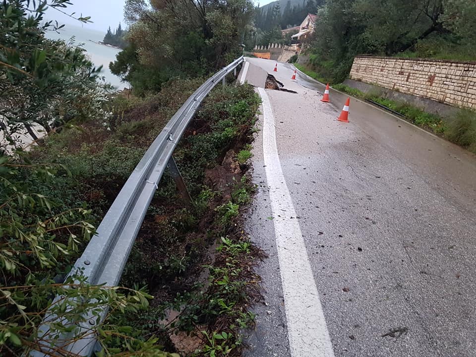 Η Ιθάκη χωρισμένη στα δυο στην θέση «Μπρος Αετός»: Μεγάλες ευθύνες στην περιφερειάρχη και τον έπαρχο