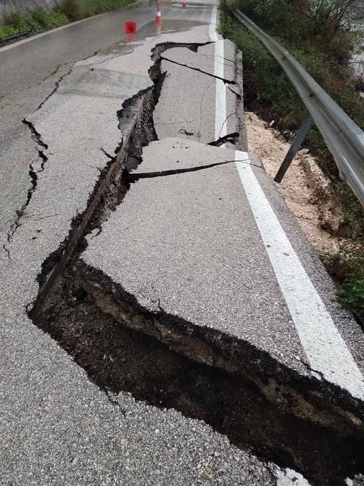 Ιθάκη: Νέα κατάρρευση του Επαρχιακού Οδικού Δικτύου στη θέση Μπροστά Αετός