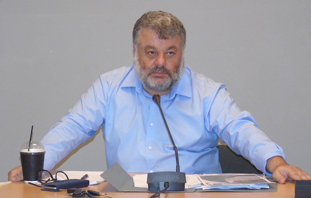 ΣΟΚ: Έκοψε στο μισό τις χρηματοδοτήσεις για τις εθελοντικές ομάδες δασοπροστασίας ο Μιχαλάτος