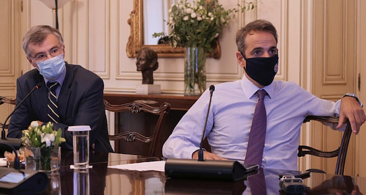 Τι είπε ο Τσιόδρας στον Μητσοτάκη για τα σχολεία και την ανθεκτικότητα του ιού