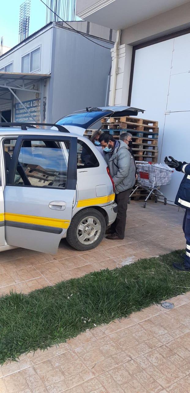 Ξεκίνησε η διανομή των ειδών πρώτης ανάγκης του ΤΕΒΑ [εικόνες]