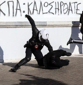 Ζούμε στα χρόνια του φόβου.