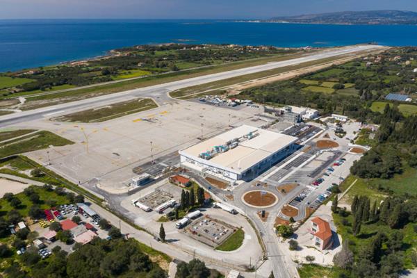 Ανύψωση Χαρταετών Πλησίον του Αερολιμένα Κεφαλληνίας