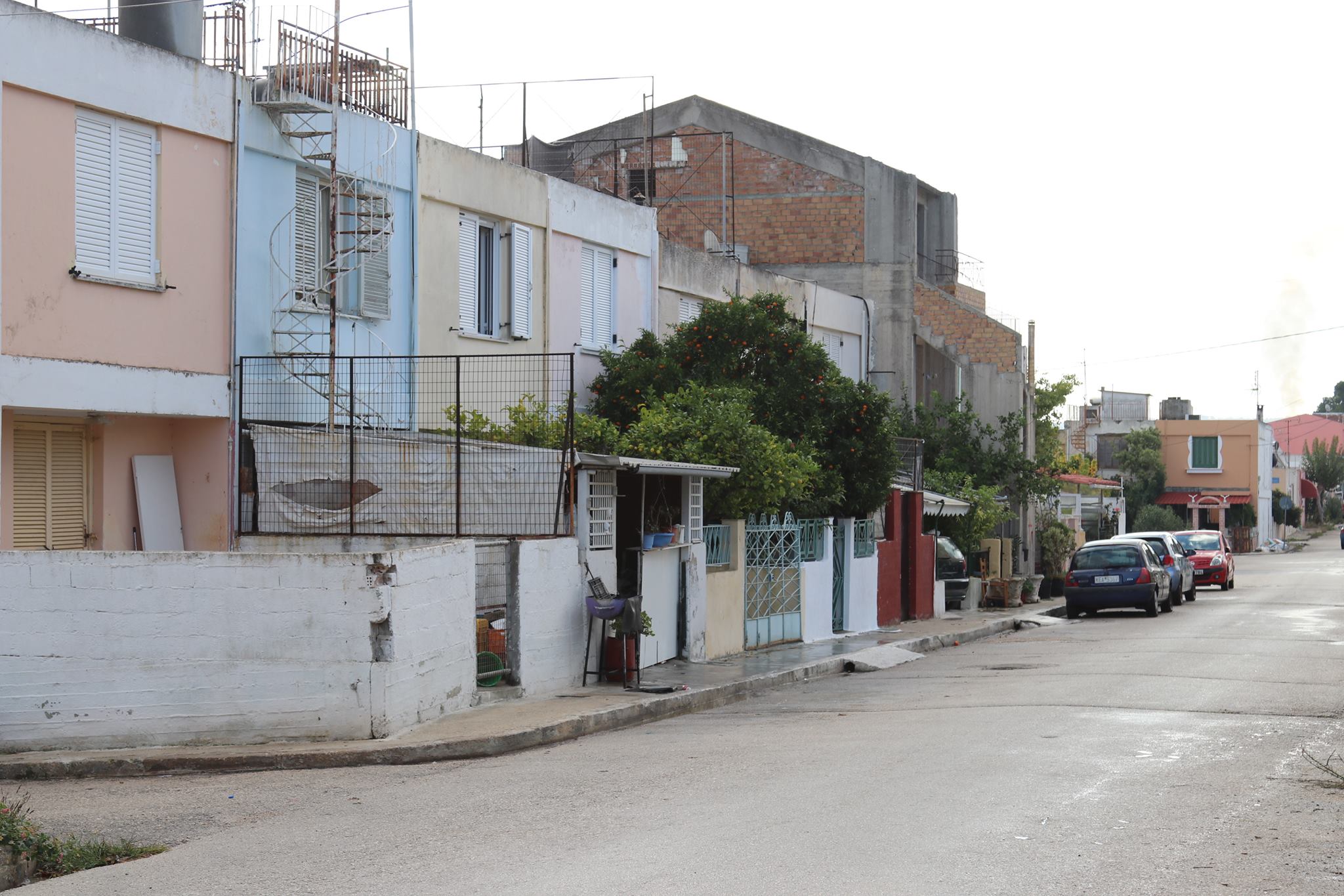 Μνημείο αναξιοπιστίας οι προεκλογικές υποσχέσεις Θεόφιλου για τις Λαϊκές Κατοικίες!