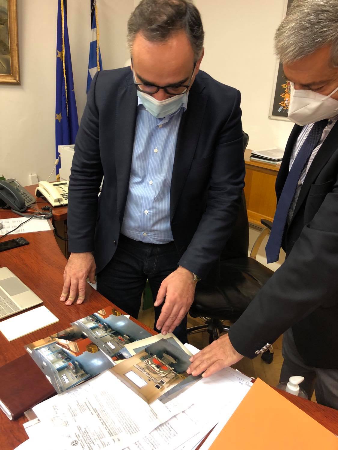 Συνάντηση Καππάτου  Κοντοζαμάνη: Επί τάπητος η λειτουργία μονάδας ΜΕΘ στην Κεφαλονιά