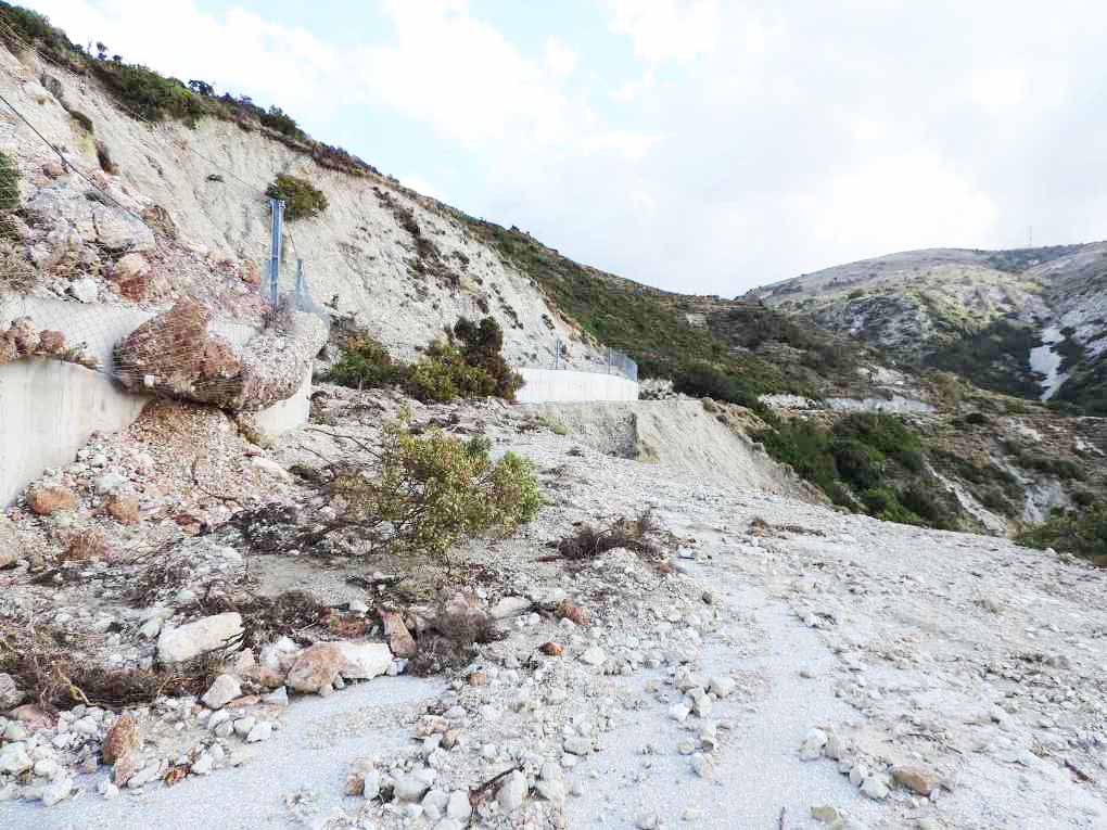 Μύρτος, Χειμωνικό: Νέες υποσχέσεις-Χοντρό δούλεμα!