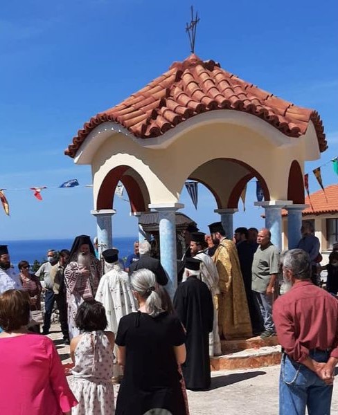 Η εικόνα της Παναγίας επέστρεψε στo μοναστήρι των Σισσίων [εικόνες]