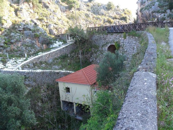 Κλείνει η γέφυρα στην Αγιά Βαρβάρα για ένα μήνα για λόγους συντήρησης