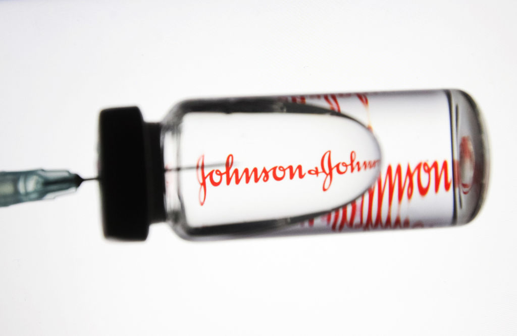 Νέα θρόμβωση σε 45χρονη που εμβολιάστηκε με Johnson & Johnson