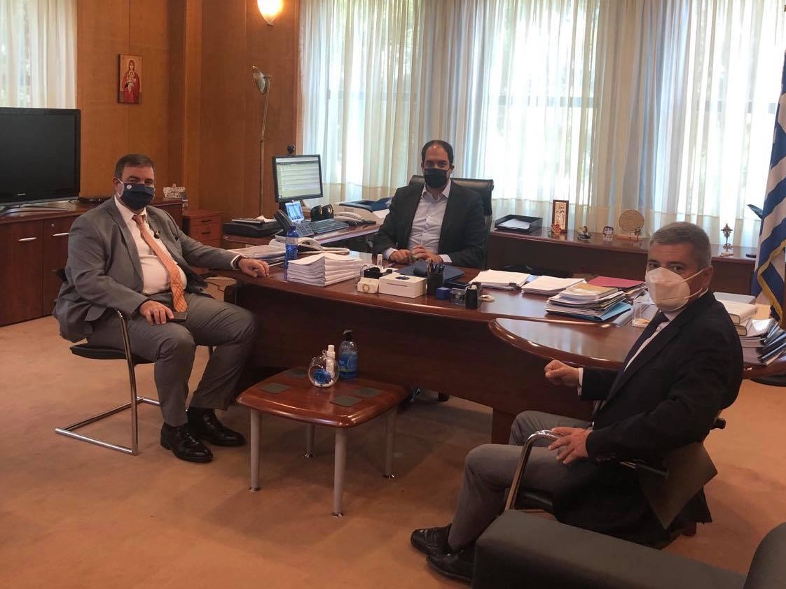 Αλλεπάλληλες επαφές στα υπουργεία για Καππάτο -Κατσιβέλη [εικόνες]